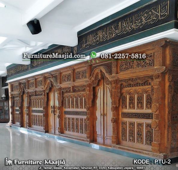 pintu gebyok masjid