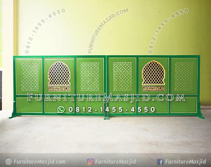 Satir Penyekat Ruang Masjid Warna Hijau